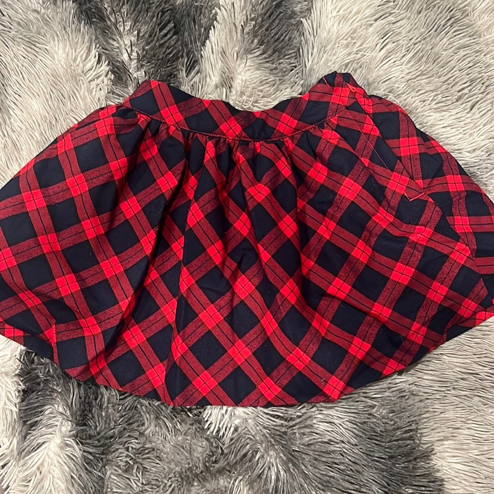 Girls Janie and Jack red/navy blue plaid skirt with side, zipper closure size 3